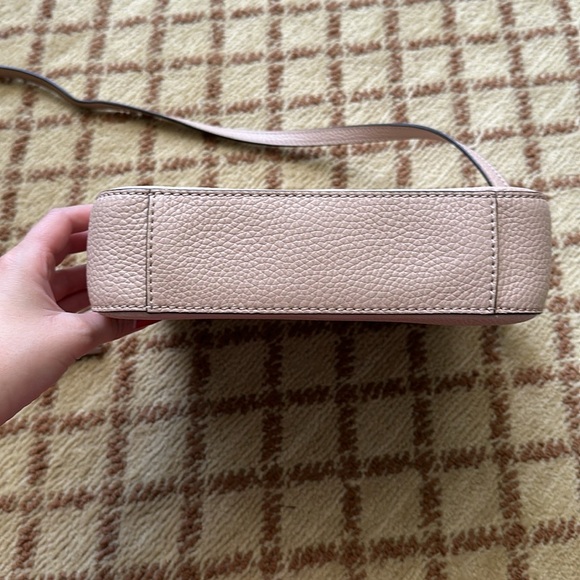 Tory Burch McGraw Leather Crossbody - Picture 6 of 11